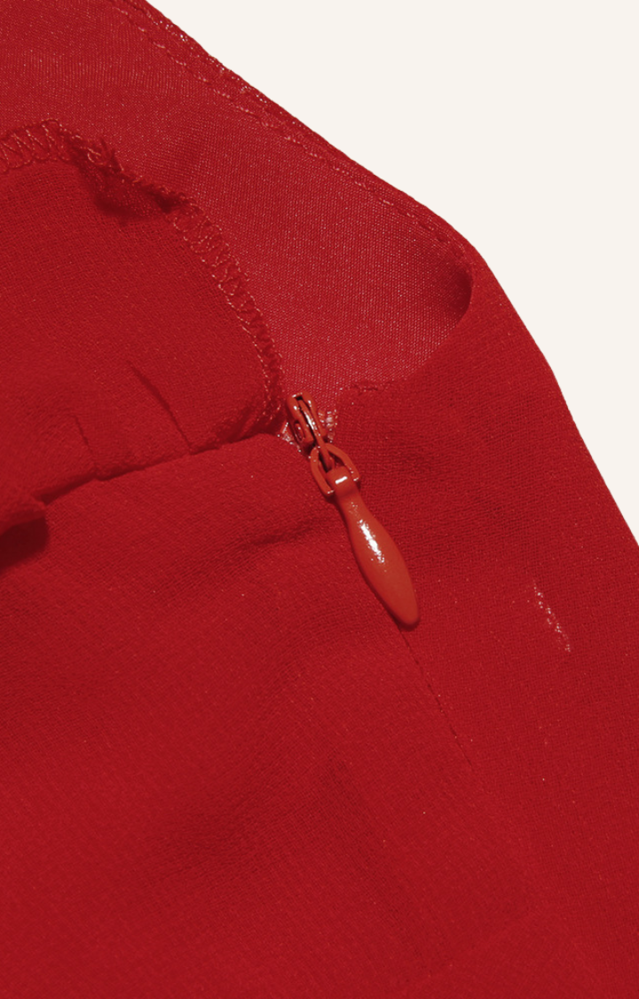 SCARLET TROUBLE RUCHED DRESS