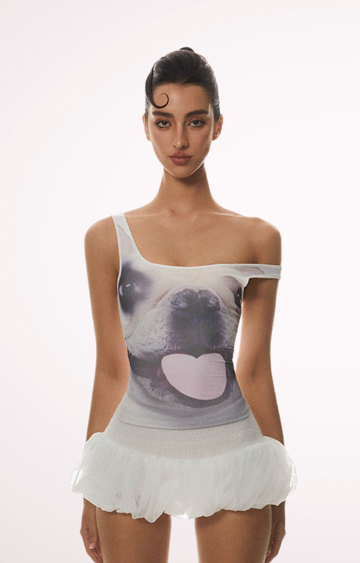 HEART PUP OFF-SHOULDER GRAPHIC TOP