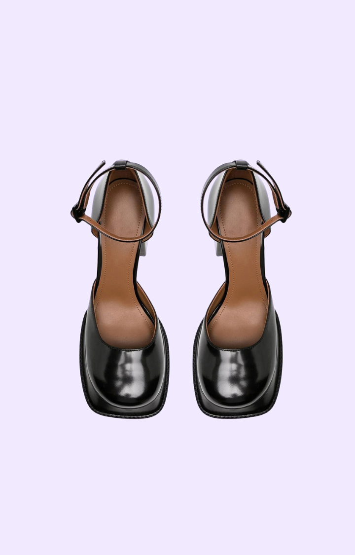 SHADOW GLOSS CUTOUT HEELS IN MIDNIGHT BLACK