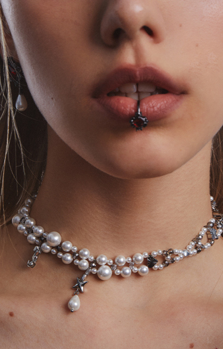 MIDNIGHT GARDENIA PEARL CHOKER