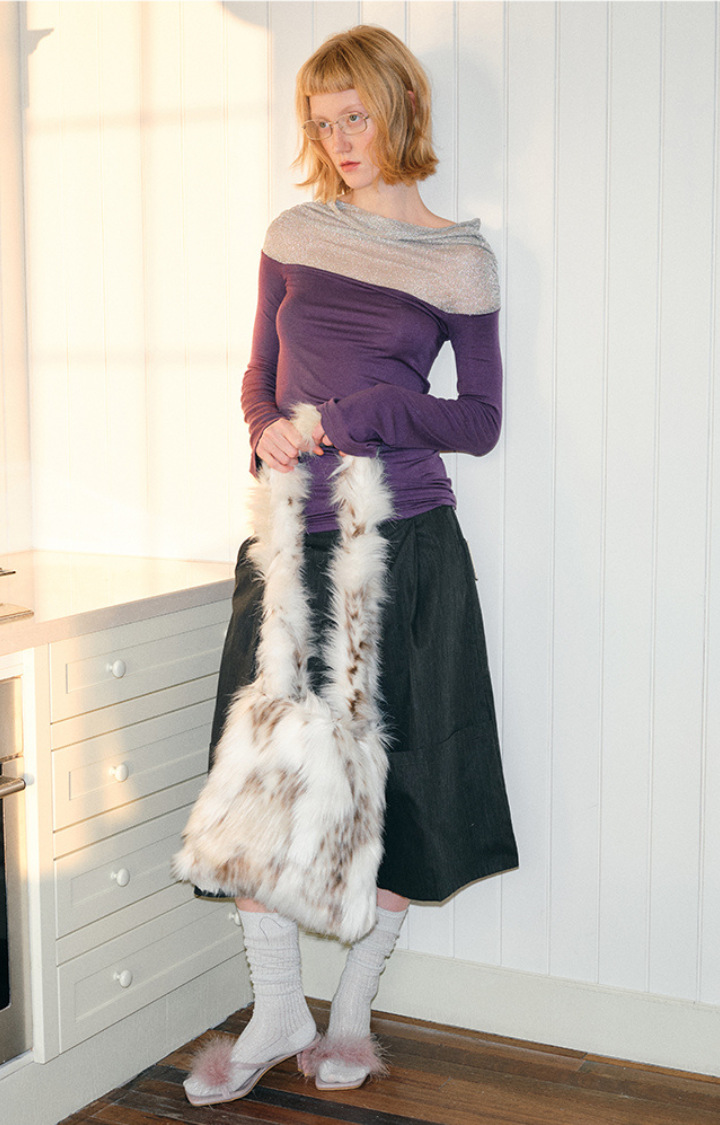 FAUX FUR CLOUD TOTE IN VANILLA MIST