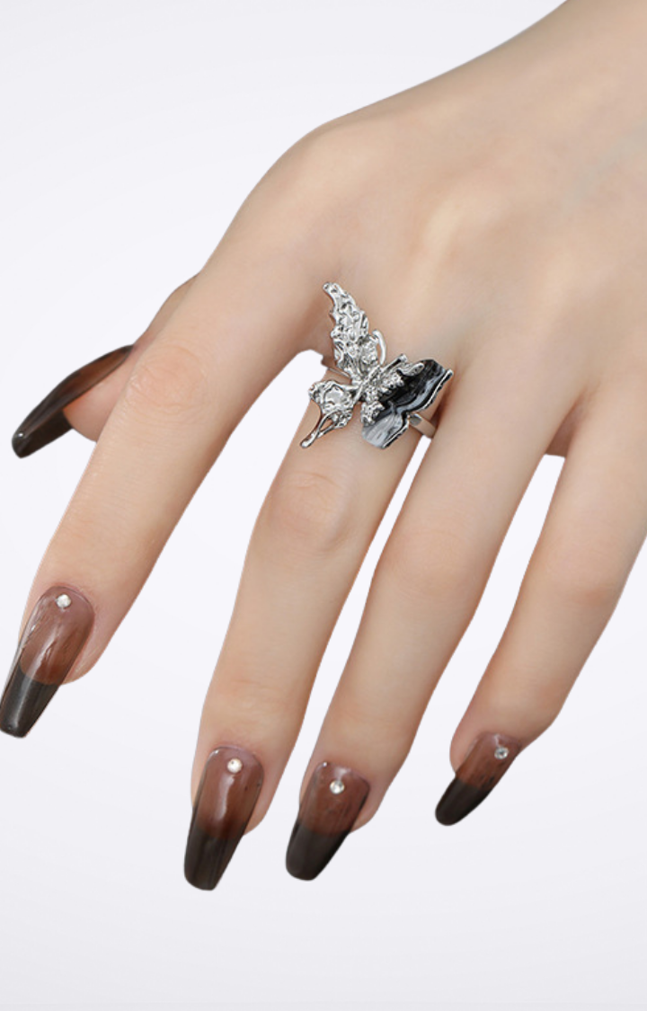 MOLTEN SHADOW BUTTERFLY RING