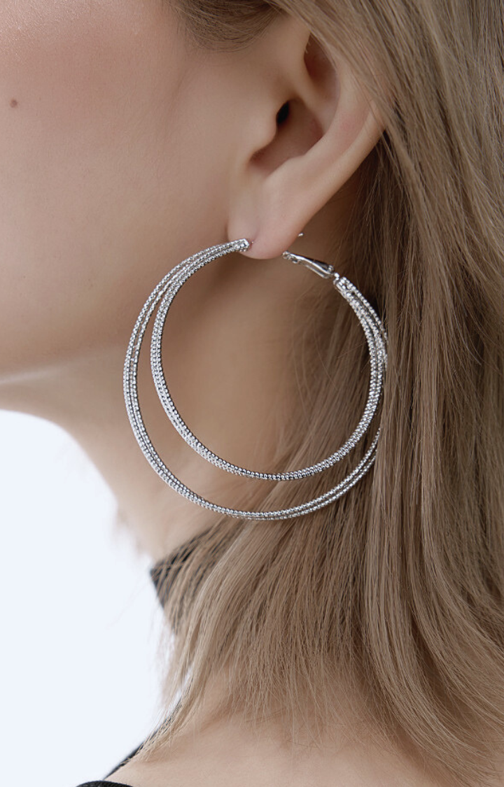 COLD CHROME TRIPLE HOOP EARRINGS