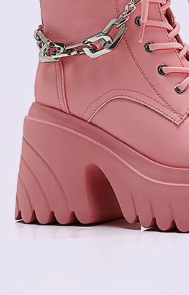 CHAIN REACTION PLATFORM BOOTS - CANDY BRUISE