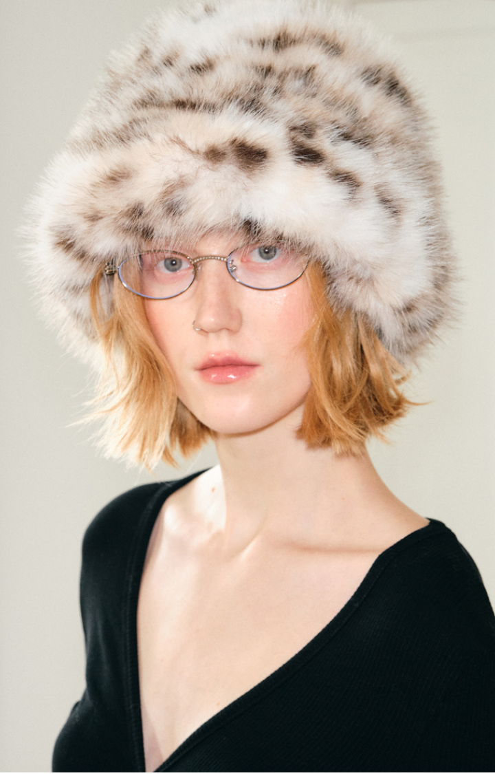 LEOPARD MUSE FAUX FUR BUCKET HAT
