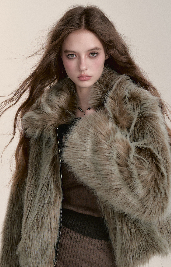 WILD WHISPERS FAUX FUR JACKET IN ASH MOSS