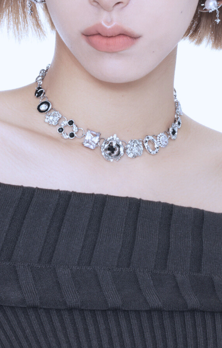GUTTERKISS NECKLACE - OBSIDIAN DUST