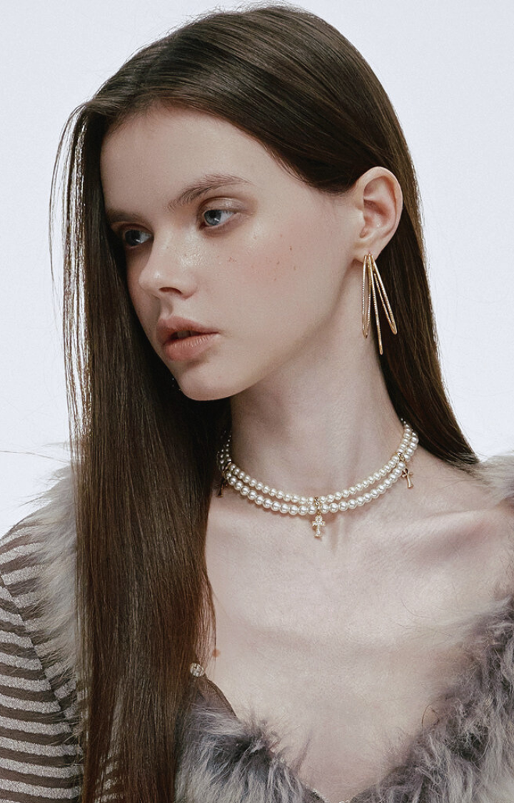 ANKH PEARL CROSS CHOKER