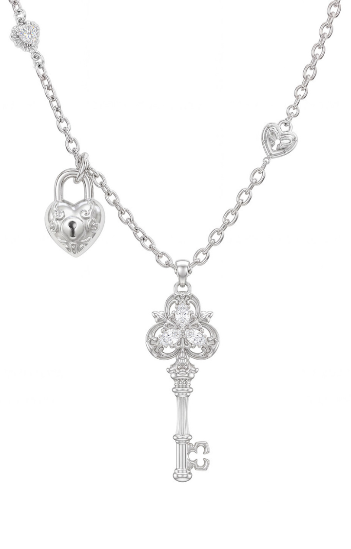 LOCKED KEY CLAVICLE NECKLACE