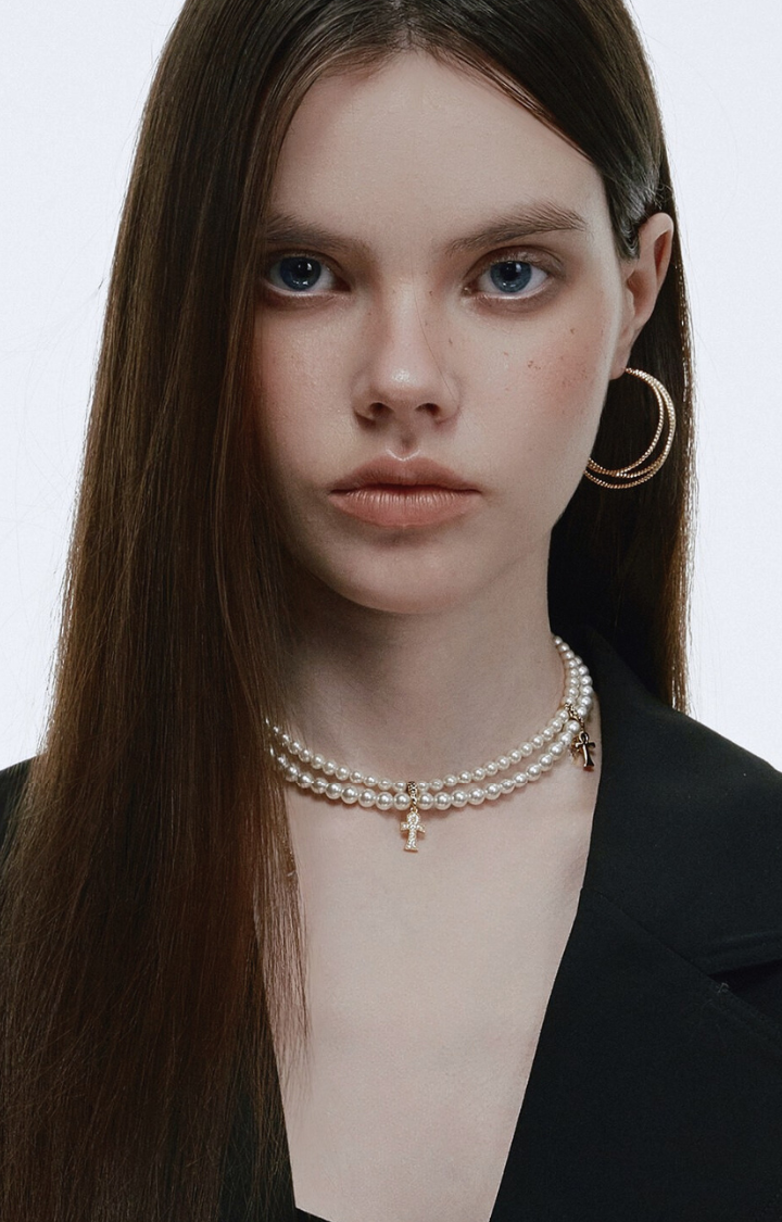 ANKH PEARL CROSS CHOKER
