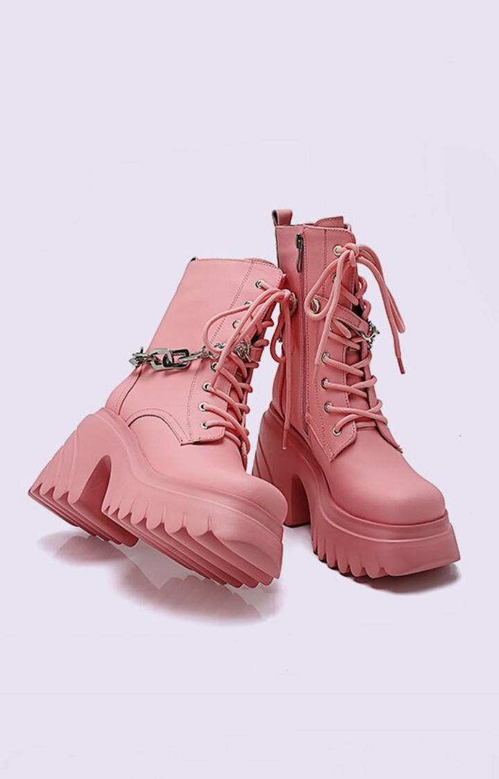 CHAIN REACTION PLATFORM BOOTS - CANDY BRUISE