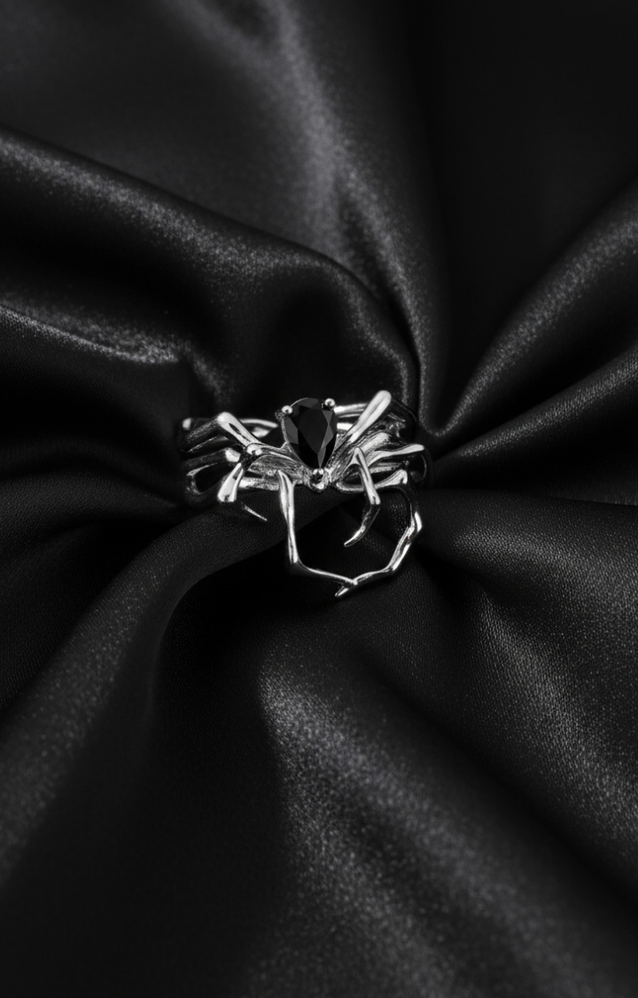BLACK WIDOW WEB RING