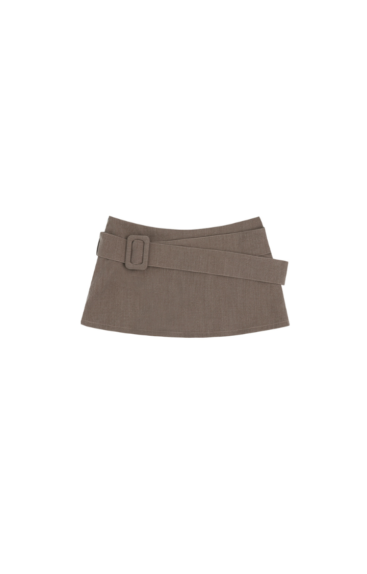 WIDE BELT WHISPER MINI SKIRT IN SOFT TAUPE MIST