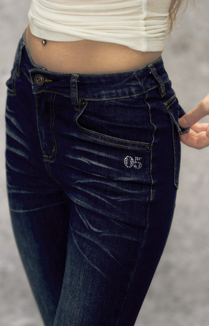 SILENT FLARE REBELLION JEANS IN MIDNIGHT BRUISE
