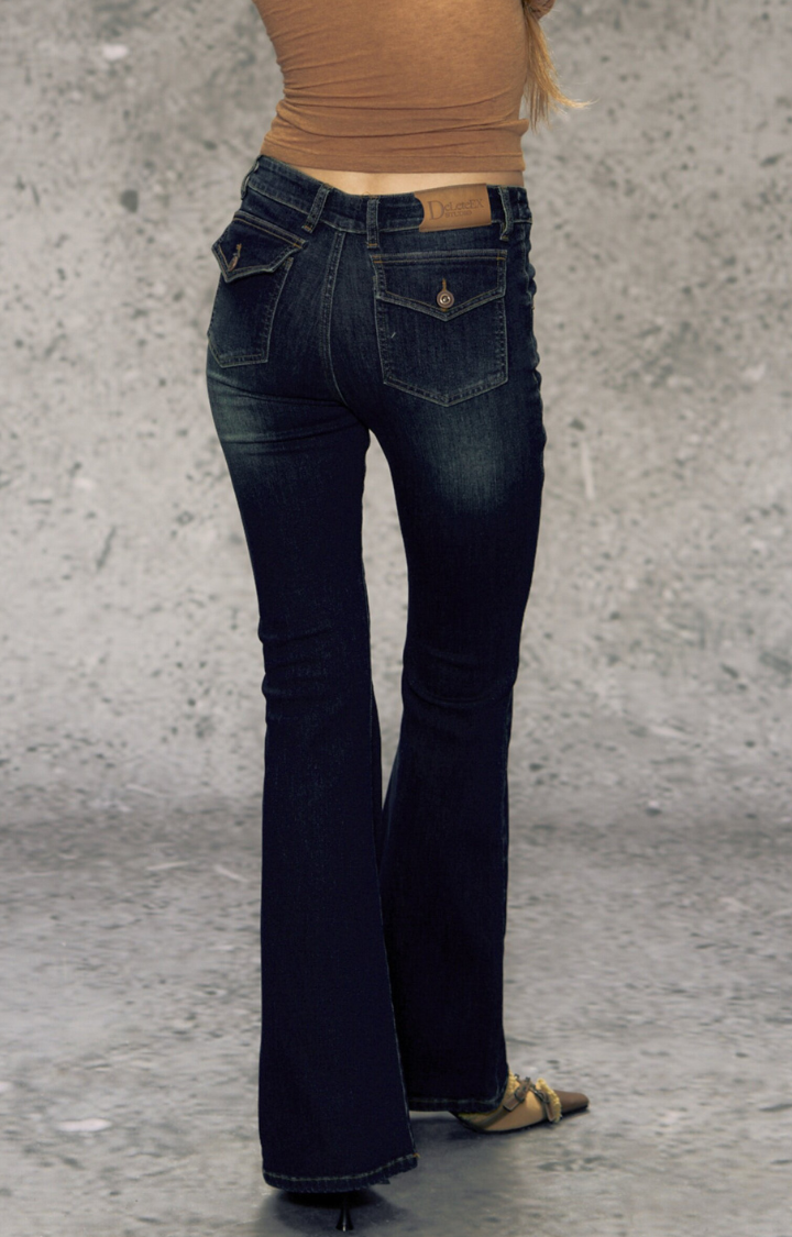 SILENT FLARE REBELLION JEANS IN MIDNIGHT BRUISE