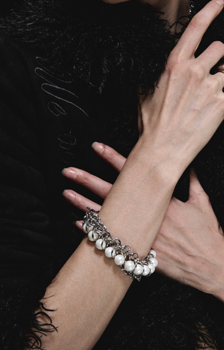 SOFT THREAT PEARL CHAIN BRACELET