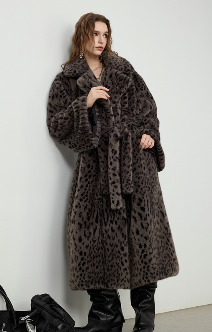 WILD GRACE LEOPARD FAUX FUR MAXI COAT IN GRAY LEOPARD